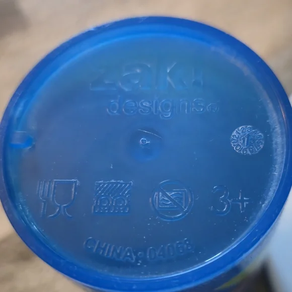 Zak! Designs Thomas the Train & Friends Kids Plate & Cup Set Dinnerware - Picture 3 of 6